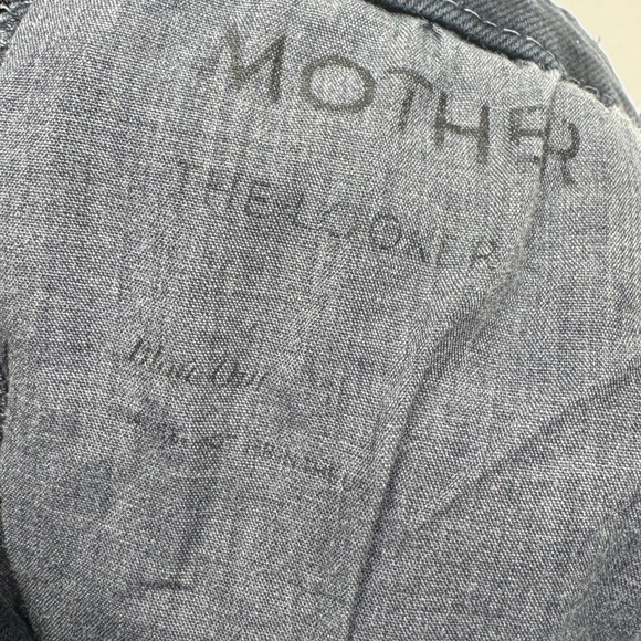 MOTHER The Looker Black Out Jeans - Picture 13 of 14